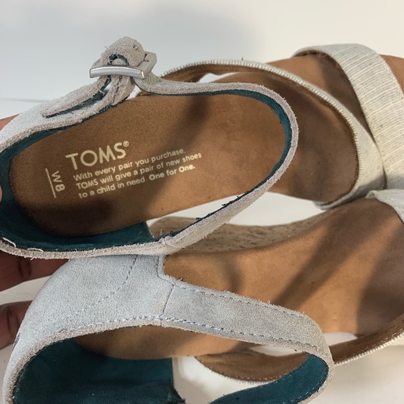 Toms Wedge Sandals Grey Fabric Sz 8 - Picture 4 of 5